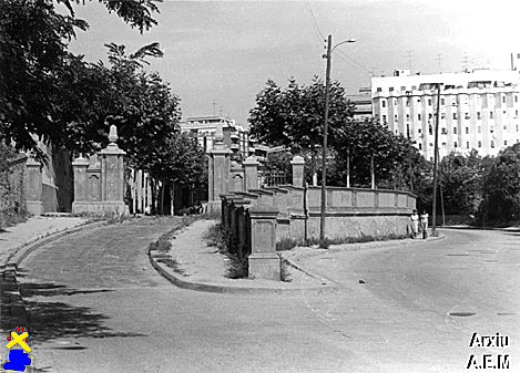 Sant Andreu de Palomar SALVEM EL CEMENTIRI